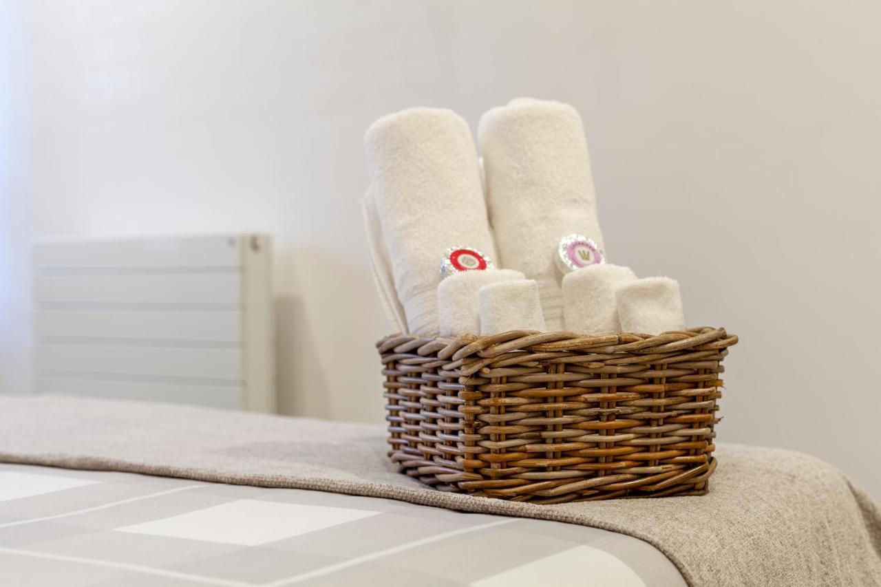 Апартаменти Private Double Bd With Optional Balcony, 15 Mins To London Cc Екстер'єр фото