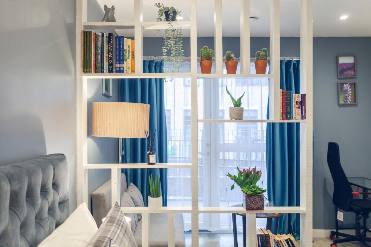 Апартаменти Private Double Bd With Optional Balcony, 15 Mins To London Cc Екстер'єр фото