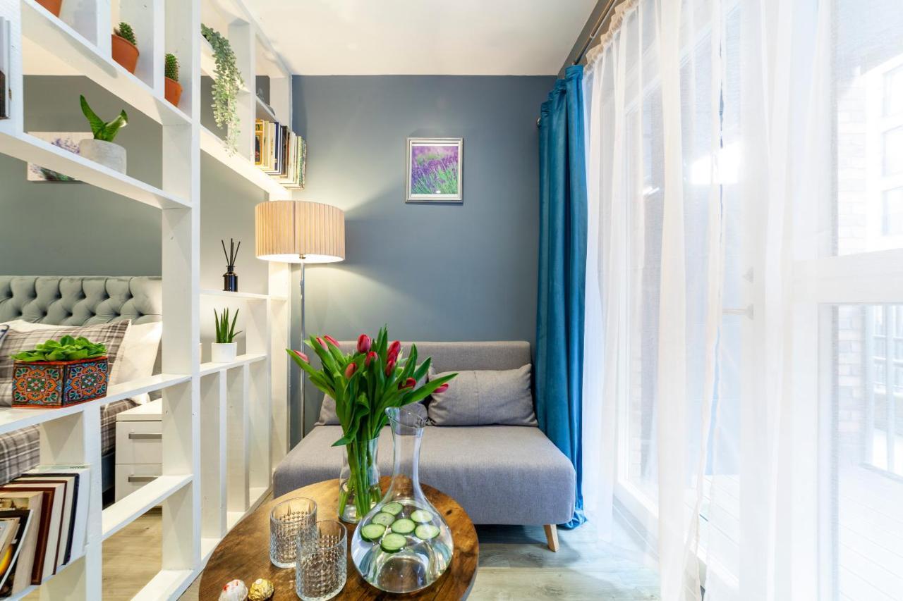 Апартаменти Private Double Bd With Optional Balcony, 15 Mins To London Cc Екстер'єр фото