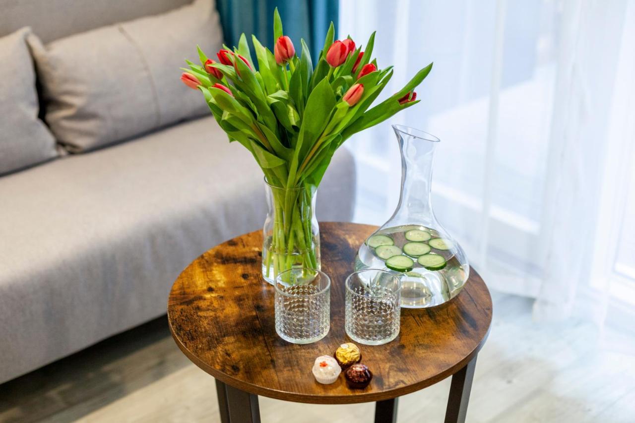 Апартаменти Private Double Bd With Optional Balcony, 15 Mins To London Cc Екстер'єр фото