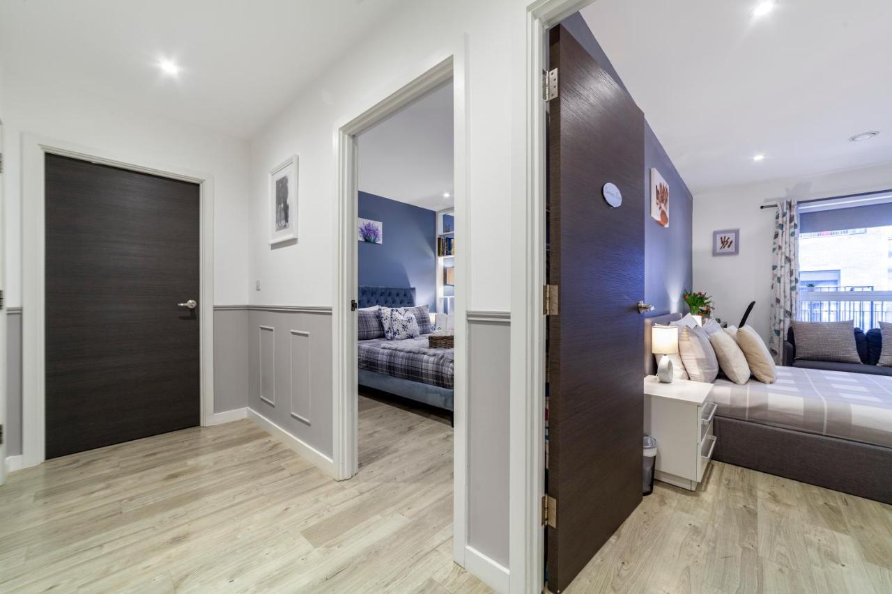 Апартаменти Private Double Bd With Optional Balcony, 15 Mins To London Cc Екстер'єр фото